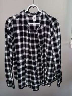 Black & White Flannel